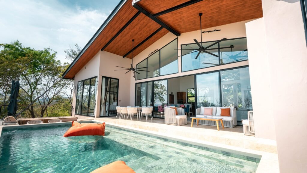 Final Magazine Semper Tecum images 36