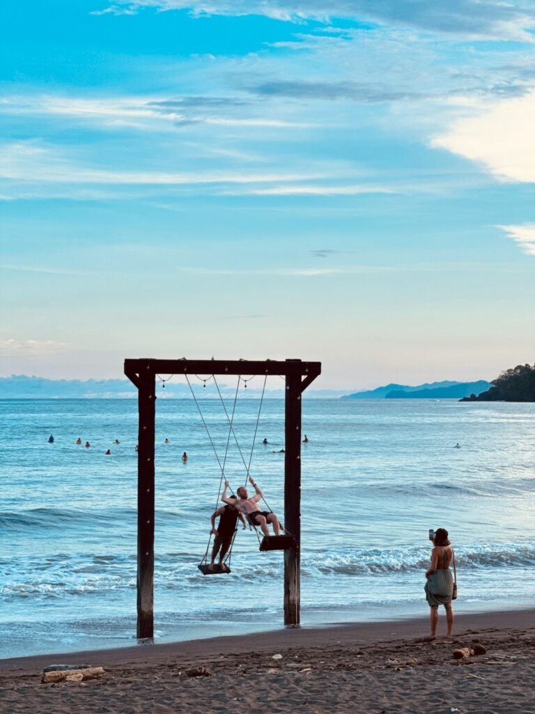 Swing El Sitio Playa Venao Alaya Panama